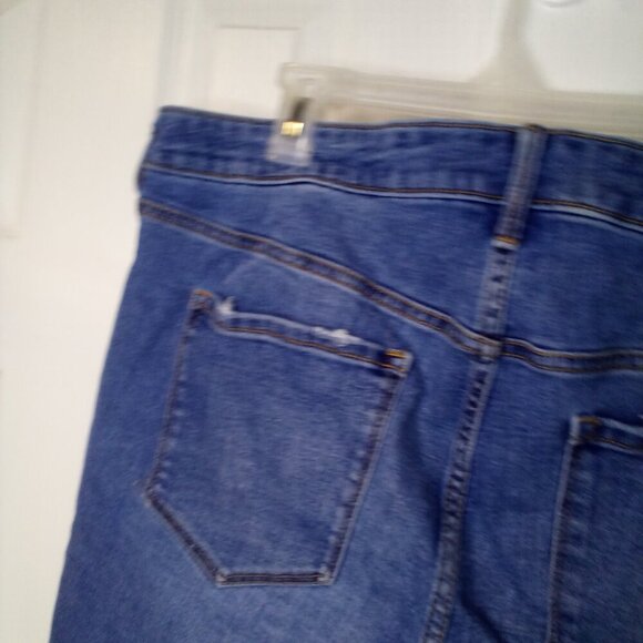 Old Navy Shorts Women 18 Button Fly Roll Hem Denim Blue - Picture 14 of 16